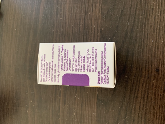 Косметическая впрыска токсина Allergan  Botulinum для лицевого Botulax